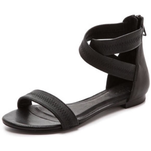 Joie Norah Cross Strap flat sandals
