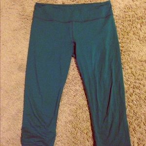 Lululemon Cotton Capris