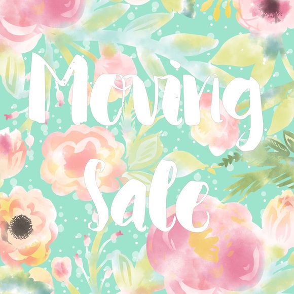 MOVING SALE! Accepting Reasonable Offers! 🌸