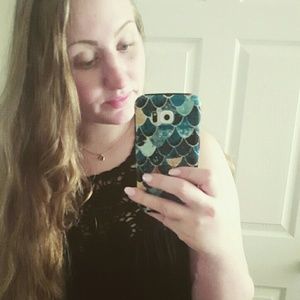 Meet your Posher, Courtney