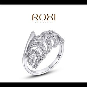Sterling silver Leaf Ring w/ rhinestones