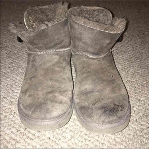 UGG Mini Bailey Button