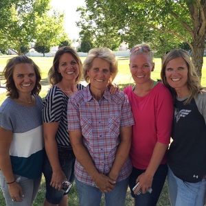 Meet your Posher, Lauralee