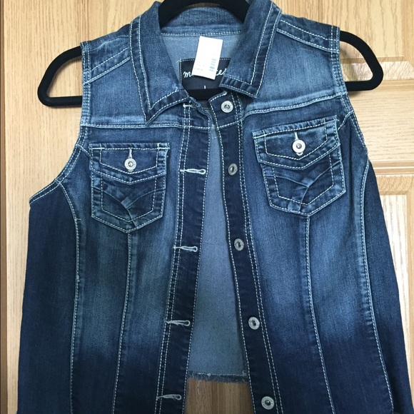 NWT never worn Maurices dark jean jacket