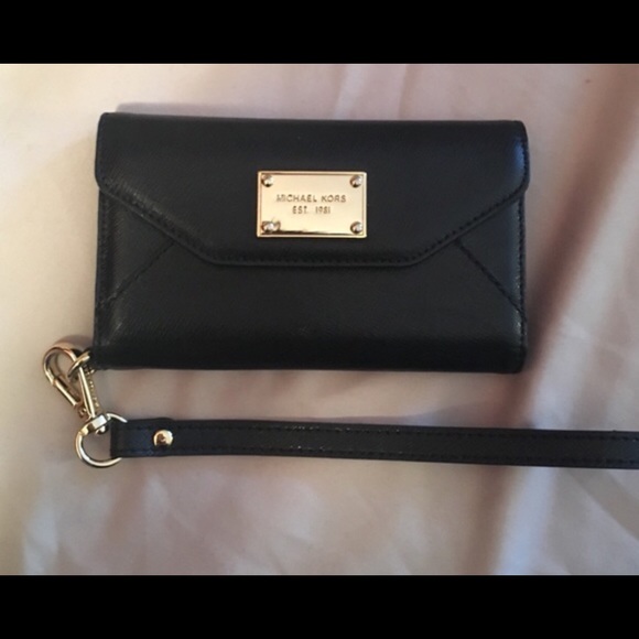 Michael Kors iPhone 5/5s case wallet