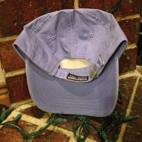 Hat - Picture 2 of 4