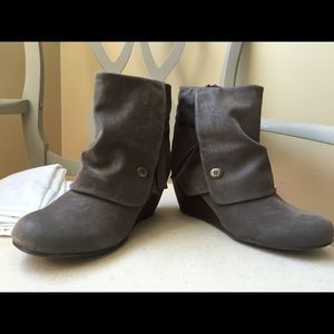 Taupe wedge booties!