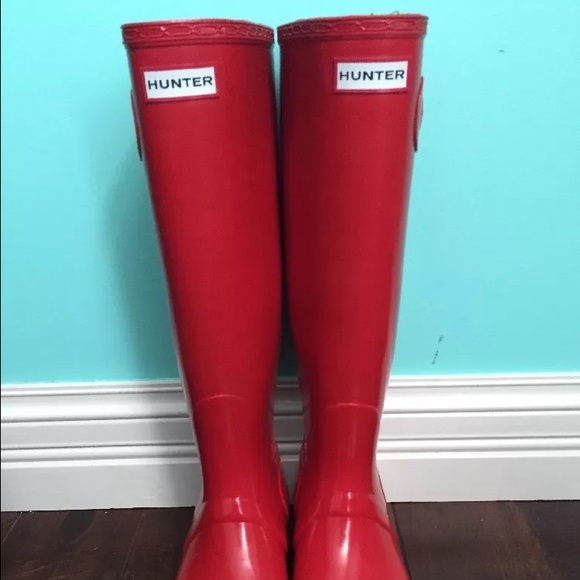Hunter military red gloss tall size 8 boots