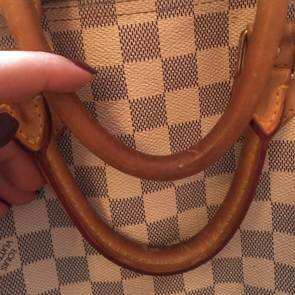 LV date code - Picture 3 of 4