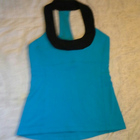 Lululemon turquoise and black tank