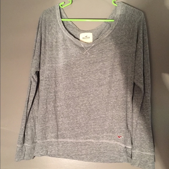 Hollister Tops - HOLLISTER SHIRT