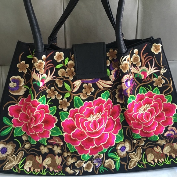 Woman Floral Bag - Picture 3 of 3