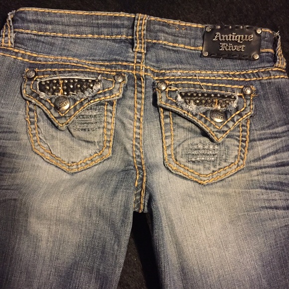 Antique Rivet Straight Leg Jeans!