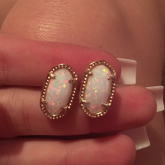 Kendra Scott White Opal Ellie Studs