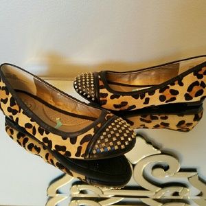 Leopard Flats