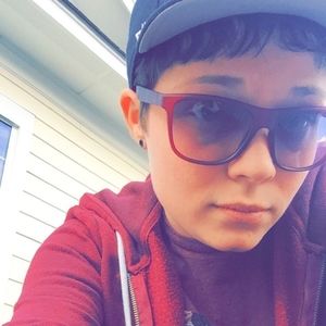 Meet your Posher, Janelle