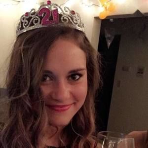 Meet your Posher, Tori