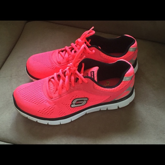 Sketchers worn once