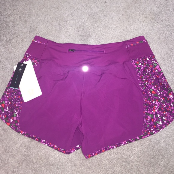 LULULEMON Real Quick Short NWT Size 8 avail. - Picture 3 of 4