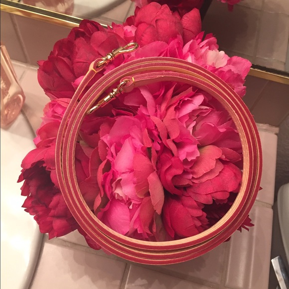 ❤️SOLD❤️Brand New Leather Non-LV Crossbody Strap!
