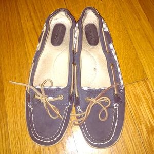 8.5 Navy Sperries
