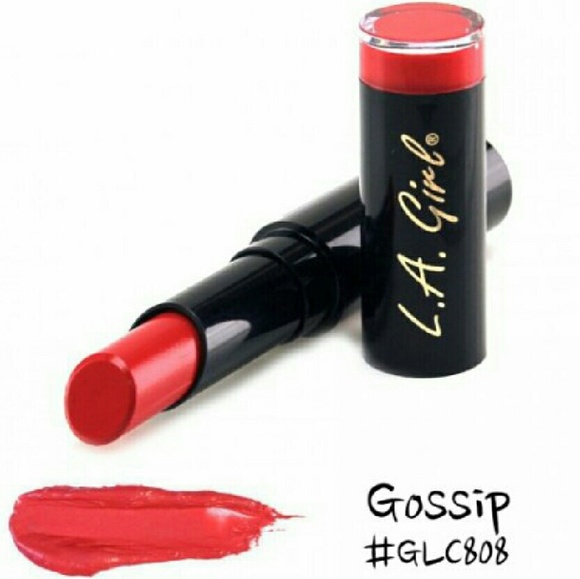 *NEW LIPPIE ALERT* LA Girl Flat Velvet Lipstick - Picture 1 of 3
