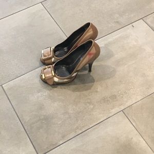 Burberry heels