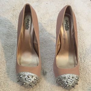 Spiked toe nude pumps Spiked toe nude pumps
