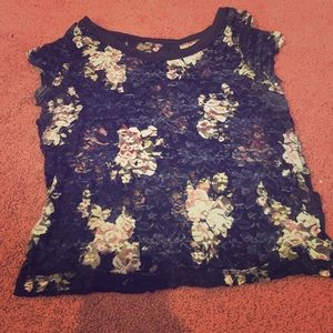 Garage lace short sleeve top