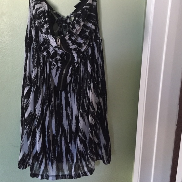 A black and white dress for a nice night out