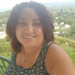 Meet your Posher, Antonia i.
