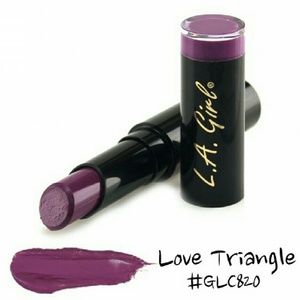 *NEW LIPPIE ALERT* LA Girl Flat Velvet Lipstick