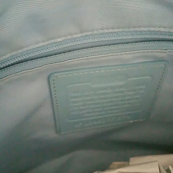 Coach Bag - Picture 3 of 4