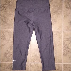 Under Armour Gray Capri Leggings