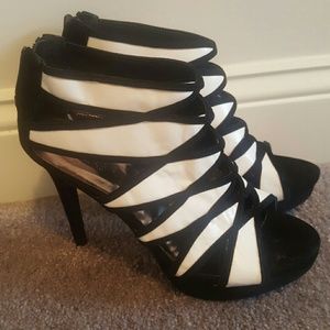 Size 7.5M Heels