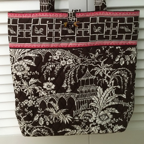 Vera Bradley Tote in "Imperial Toile"