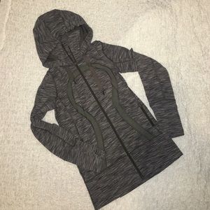 Lululemon Zip-up Hoodie - sz 6!