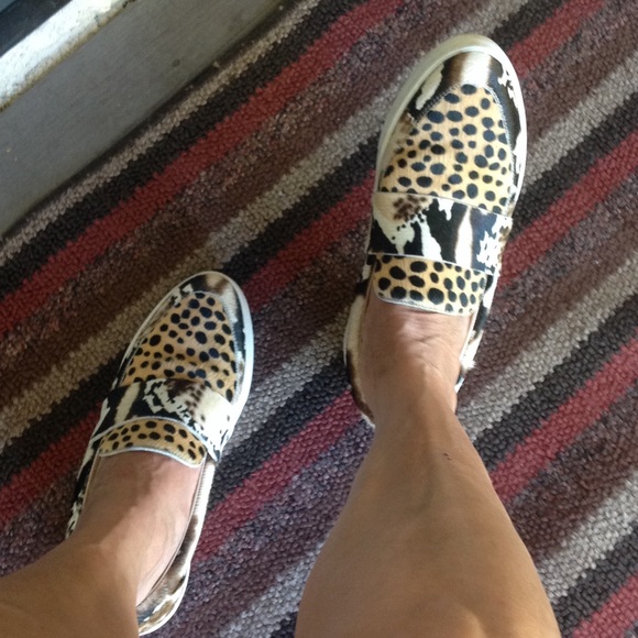 Shoes - Picture 4 of 4