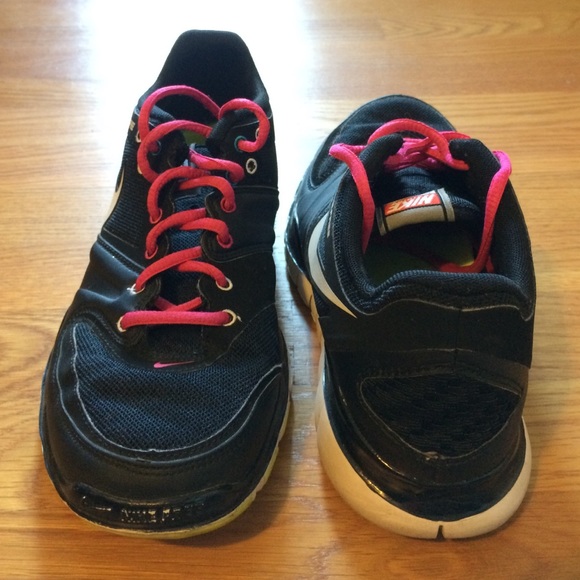 Nike | Free HyperTR Sneakers - Picture 4 of 7