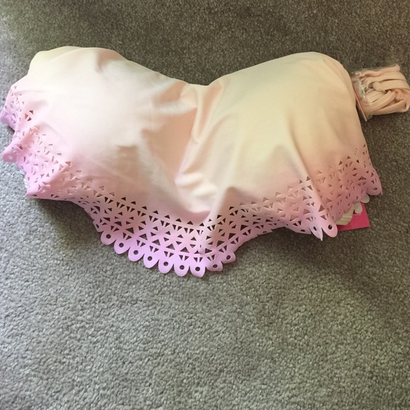 Xhilaration pink bandeau top
