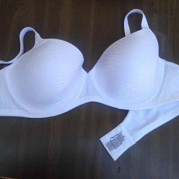NWOT 42c playtex bra