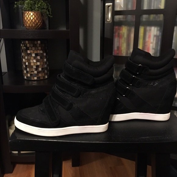 Aldo Black and White Sneaker Wedges