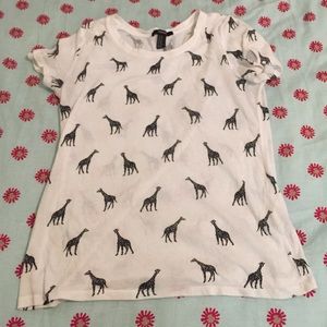 Giraffe top