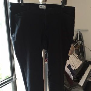 Black pixie pants