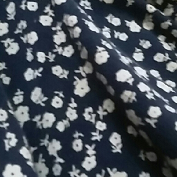 Spring skirt - Picture 2 of 2