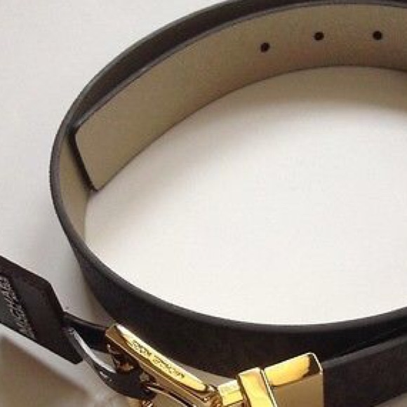 Michael Kors Women\'s Signature Logo Belt