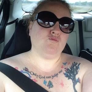 Meet your Posher, Paula