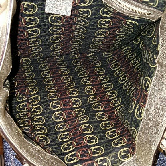 Additional pics. Gucci - Picture 1 of 4
