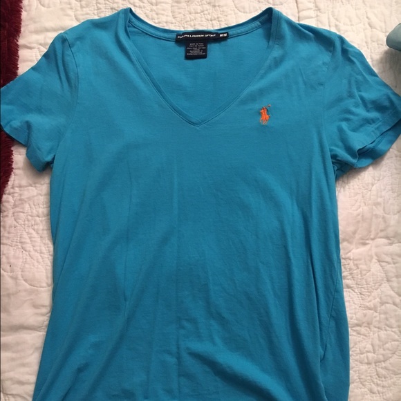 Ralph Lauren Sports Vneck tee!