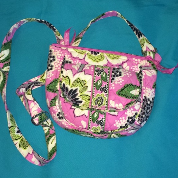 Vera Bradley!! - Picture 1 of 3